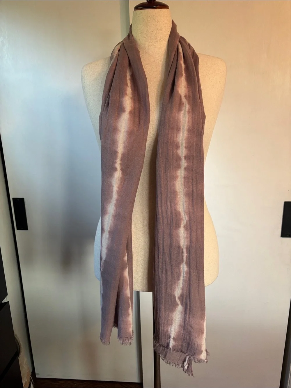 Banana Republic Dusty Purple and Cream Tie-Dye Lightweight Scarf Wrap